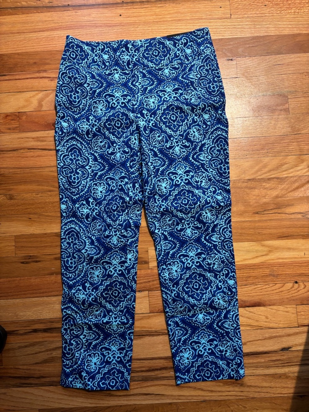Chico's Navy and Aqua Tile-Print Pull-On Crop Pants